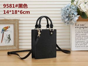 2023 Hand Bag Fashion Designer Cool Crossbody Lostted Handbag Letter Print SPATER SPATION WOND COIN COIN CONCTH CASSAL