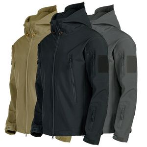 Jaquetas ao ar livre Hoodies Caminhadas Jaqueta Tubarão Pele Soft Shell Outwear À Prova de Vento À Prova D 'Água Windbreaker Militar Tático Caça Roupas 220826