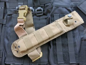 Mil Spec Desert Tan Coyote Gadget da esterno Fibra di poliestere UTX Duraflex Nexus M9 Kabar MPK Strider Tattico Molle Coltello a baionetta Guaina per gamba Fodero