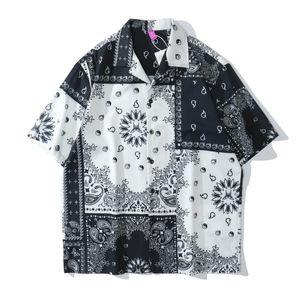 Herr t-shirts herrar paisley bandana skjortor kort ärmknapp ner blommiga tryck skjortor