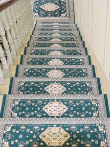 Carpets European Style Jacquard Stair Mat Home Mediterranea Modern Step Carpet Self-Adhesive Stairway Rug Non-Slip Wood Full BlanketCarpets