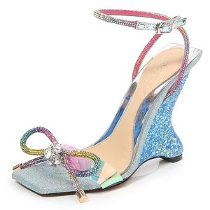 Bling signore sandali a forma di tallone sandali iridescenti diamante fibbia sier a punta aperta quadrata plus size 3441sandals 209 286 c