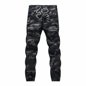 M5XL Mens Boutique Autunno Matita Harem Pantaloni Uomo Camouflage Pantaloni Militari Allentati Comodi Pantaloni Cargo Camo Jogging 220816