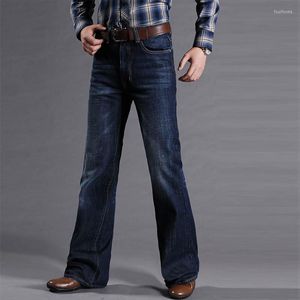 Mens grande calça de bota de jeans de jeans largos de jeans largo Faixa de cintura alta calça jeant