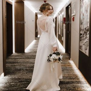 Chic Boho Abito da sposa in chiffon 2022 con maniche a sbuffo di perle Abiti da sposa sexy senza schienale da spiaggia O Collo Lungo in raso Abiti da festa per la sposa civile Abiti da ricevimento bohémien