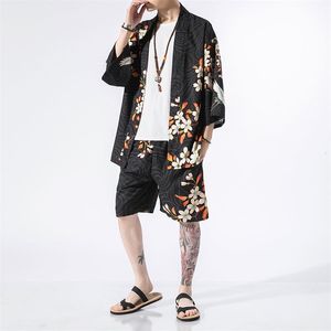 MRGB CRANE GRAFIC SOMMER MEN PUSS Kort ärm Hanfu Cardigan Kimono Sunscreen Overdized Shorts Shorts Men's Clothing 220621