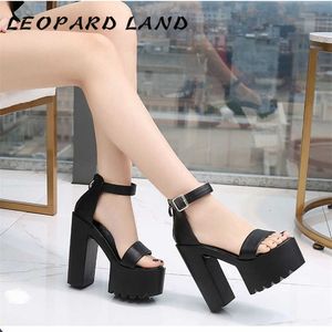 Leopard Land Platform Sandals Summer Summer 14cm مع كلمة مرتفعة مع الصنادل البسيطة الرومانية الرومانية عالية الإناث Zyw 210624