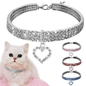 Hundhalsar Leases Springs Rhinestone Pet Collar For Dogs Cat Necklace Jewelry Heart Charms Party Gift Four Color tillgängligt