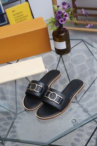 2022 Bloqueio de mula plana Chinelos de desenhador de desenhista luxurys designers Sandálias Genuínas Ladies Ladies Dauphine Outdoor Casual Slipper Flip Flops Scuffs Tamanho 35-43