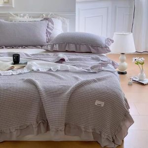 100 COTONE Top Quailty Lace Gilrs Set di biancheria da letto grigio Bellissimi set di trapunte Set di trapunte trapuntate di vendita calda 3 pezzi lenzuola e federe