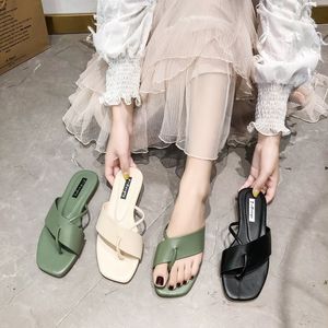 Kwadratowe palce płaskie szkiełki sandałowe białe czarne skórzane kapcie klapki klapki kapcie letnie kobiety buty poślizgowe na y200423