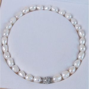 Handgeknüpfte Halskette mit natürlichen 9–10 mm weißen Süßwasser-Reisperlen, Pulloverkette, fast ovale Perle, 45 cm
