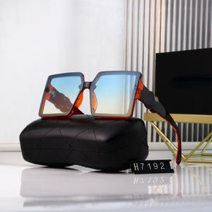 2023 neue Mode Marke Sonnenbrille Männer WomenLadies Quadratische Sonnenbrille Nylon Objektiv Ultraleicht Rahmen 7192