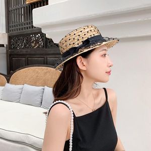 Breite Krempe Hüte Nette Polka Dot Spitze Mesh Stroh Für Frauen Sommer Outdoor Strand Sonnenhut Elegante Damen Urlaub Runde Schwarz Flache Top CapsBreite