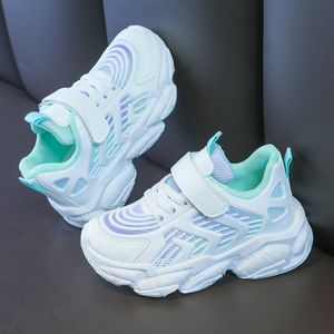 Nowe wiosenne buty dla dzieci dla dziewcząt sportowe buty mody Buty oddychające dla niemowląt miękkie dno bez poślizgu swobodne dla dzieci trampki