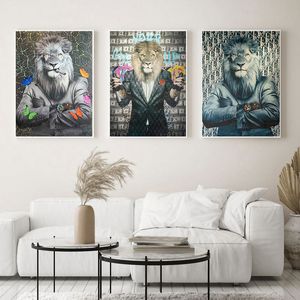 Funny Lion Boss em fotos de terno na tela Pintura de arte de parede Posters milionários de animais e estampas para decoração da sala de estar