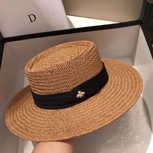 Breda brimhattar handgjorda halmstrandhatt för kvinnor sommarlovet Panama Cap mode konkav platt solskydd Visor gåva