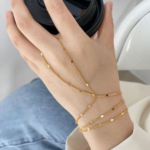 Link Chain 2022 Creative Tiny Gold Color Chains Mittens Bracelet Finger Rings For Women Connecting Hand Harness BraceletsLink
