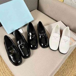 Latest Designer Casual Shoe Monolith Dress Shoes Rubber Platform Women Sneakers High Heels Loafers Ladies Party Outdoor Shoes