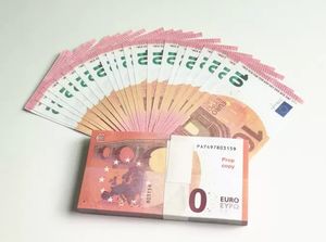 Hurtowa 50% rozmiar Euro Prop Pieniądze Klip Portfel Gry Fake Note 100 EUR 50 Banknot Banknot Paper Play Banknots Film Propse8ee