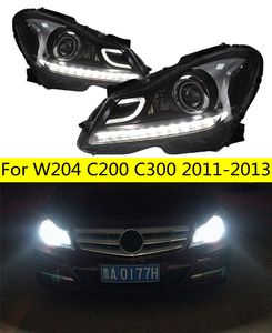 Auto Car Head Light Parts för W204 C200 C300 C Style Modified LED Xenon Lamps Strålkastare Dagsljus