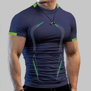 Krótki rękaw Oddychający Sport T Shirt Mężczyźni Kompresja 3D O Neck Szybkie Suche Męskie Running Tight-Montaż Tshirt Fitness Siłownia Top Y220426