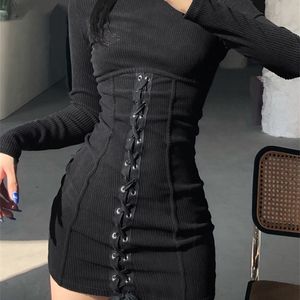 Heyoungirl Tieb Bandage Black BodyCon Sukienka jesienna Podstawowa dzianina z długim rękawem mini sukienki panie chuda swobodna zima moda 220812