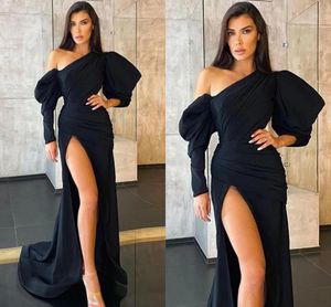 Sexy Black Mermaid Suknie Wieczorowe Jedno Ramię Długie Rękawy Wysokiej Side Slit Suknie Formalne Party Suknie Arabskie ASO Ebi Sweep Pociąg Kobiety Specjalna okazja Prom Dress