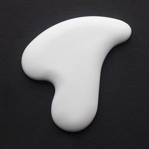 Beauty Skincare Face Care Massager Gua Sha Scraper Board Massage Facial Lifting Wrinkle Removal Heart Shaped Ceramic Gua Sha Tool