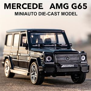 1:32 G65 Amgsuv Alloy Car Model Diecasts Toy Metal Off-Road Vehicles Simulering Ljudljus Kollektion Kids Gift 220418