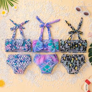 Härliga spädbarn flicka två delar sommar strand baby tjejer halter bikini set leopard fisk skala utskrift baddräkt 2pc set