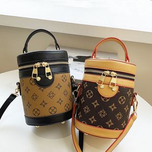 Luxury Brand Handbag Classic Round Barrel Design Women Bucket Bag Pu Leather Vintage Crossbody Bag Trendy Female Clutches