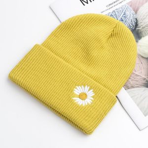 Beanie/Skull Caps 2022 Winter Embroideryフラワーニットハットガールズ「小さな新鮮なカメラアーティファクトウォームフランジングオリブ22