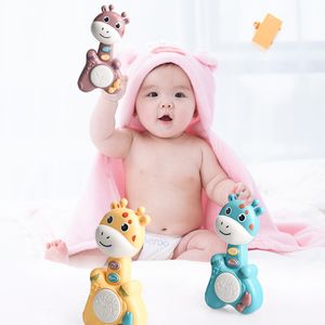 Sonagli cellulari Musicali lampeggianti Sonaglio per bambini Cartone animato Cervo Tamburo a mano Apprendimento precoce Giocattoli educativi Campana a mano infantile Mobile Born Weep Tear Toy 220531