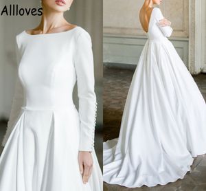 Eleganti abiti da sposa in raso A Line con maniche lunghe Modesto scollo rotondo Backless Garden Boho Abiti da sposa Sweep Train Moda semplice Robes de Mariee CL0484