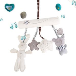 Barnvagnsängstillbehör Spädbarn Toddler Rattles Toys For Baby Crib Soft Rabbit Bear Style PRAM Hanging Toy Plush Appease Doll 1168 E3