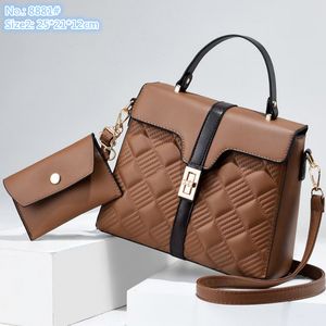 Wholesale leathers shoulder bag street personality snakeskin bags large capacity two-piece plaid women handbag simple contrast leather handbags 8881#