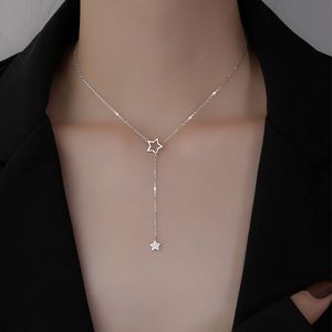 Flashing Diamond Star Naszyjnik Hollow Design Kobieta Tassel Clavicle Chain Model Prosty Temperament