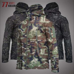 Camo Tactical Jackets män haj hud mjuk skal vindtät vattentät huva bombplan rockar män militär swat strid US Army jacka 220816