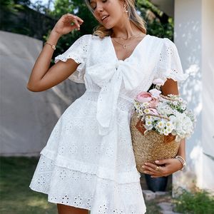 Cotton Hollow Out Puff Short Sleeve Women Summer Dress Holiday White Bow Beach Mini Sundress A-Line 2022 Mujer Vestidos 220511