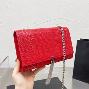 Designer kuvert crossbody väska damer handväska axelpåsar alligator äkta läder tunna kedja hårdvaror bokstäver metall tofsar hög en kvalitet