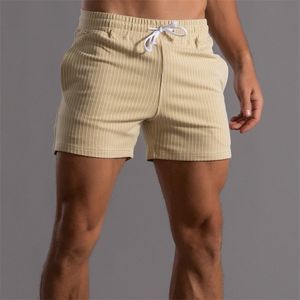 Striped Swep Shorts Men Modne ubranie Elastyczna talia jogger trening sportowy ubrania oddychają na krótki 220715