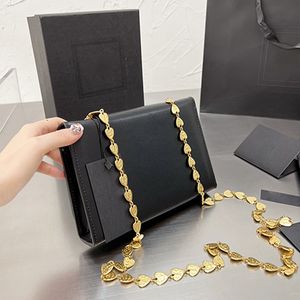 Top-Qualität 2022 neue Umschlagtaschen OL Herz vergoldete Kette goldene kleine quadratische Damenmode Flap Bag Umhängetasche Umhängetasche schräg y