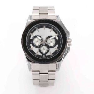 Chronograph Superclone Watches Watches Wristwatch مصمم أزياء فاخر الصين جودة سيلفر للماء التناظرية اليابان Movt Cool Chro