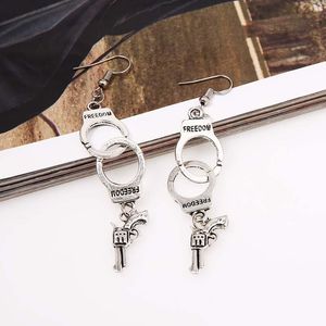 Baumeln Kronleuchter Vintage Handschellen Ohrringe Anhänger Tropfen Ohrring Mode Punk Schmuck Für Coole Frauen Mädchen Freundschaft Geschenke