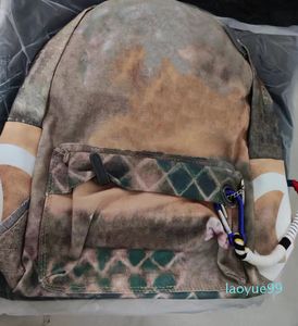 women Travel Bags Graffiti Color Retro Shoulder Backpack Catwalk men Casual Canvas Classic 2022