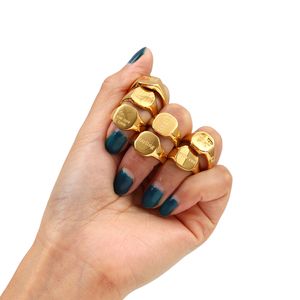 Band ringer vattenbest￤ndig guldring f￶r kvinnor Ny graveringsmeddelande smycken g￥va minimalistisk bokstav ord suqare rostfritt st￥l ring