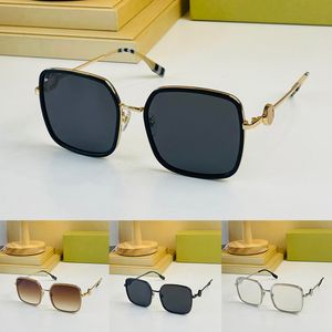 Occhiali da sole quadrati retrò a quadri per donna Designer di marca Retro montatura in lega da viaggio Occhiali da sole grandi Occhiali da sole vintage Gradiente Maschile Oculos Feminino Lenti in vetro Modello 4366