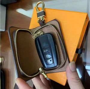 Wholesale antique keychains for sale - Group buy Fashion Keychain Buckle Bag Car Keychains Handmade Leather Men Women key chain Bags Pendant Accessories