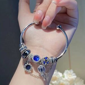 2022 New Charm Bracelet Daisy Dolphin pendente de charme europeu Balão de ar quente Balão Dangle Bands Aberto Culf Bangle Fits Pandora Charm Bracelets Colar